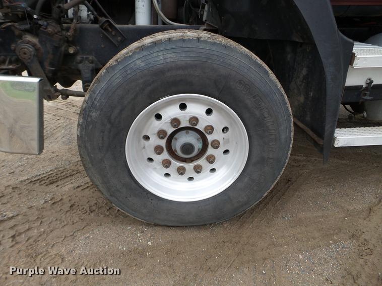 image for item DC4610 1994 Mack CH613 dump truck