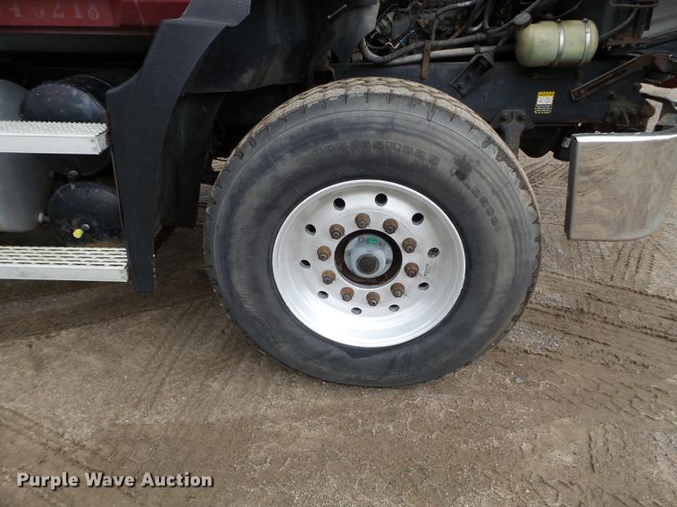 image for item DC4610 1994 Mack CH613 dump truck