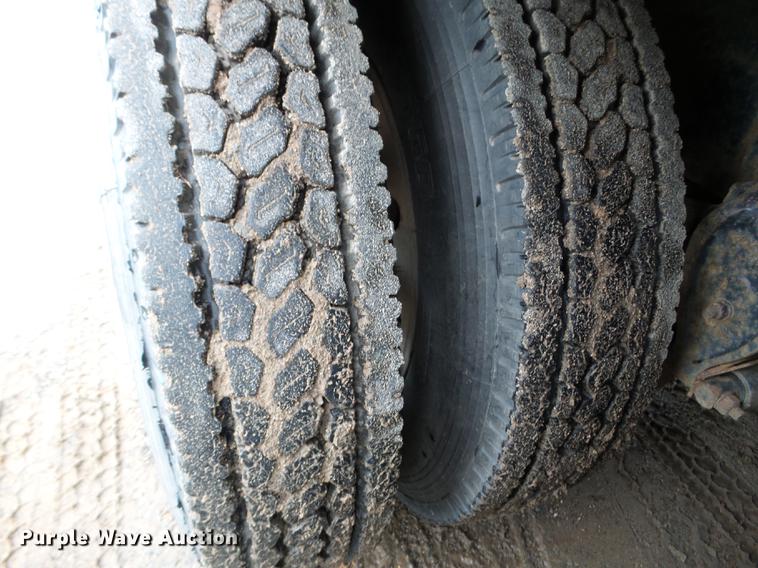 image for item DC4610 1994 Mack CH613 dump truck