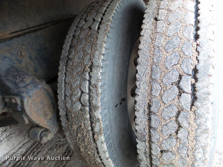 image for item DC4610 1994 Mack CH613 dump truck