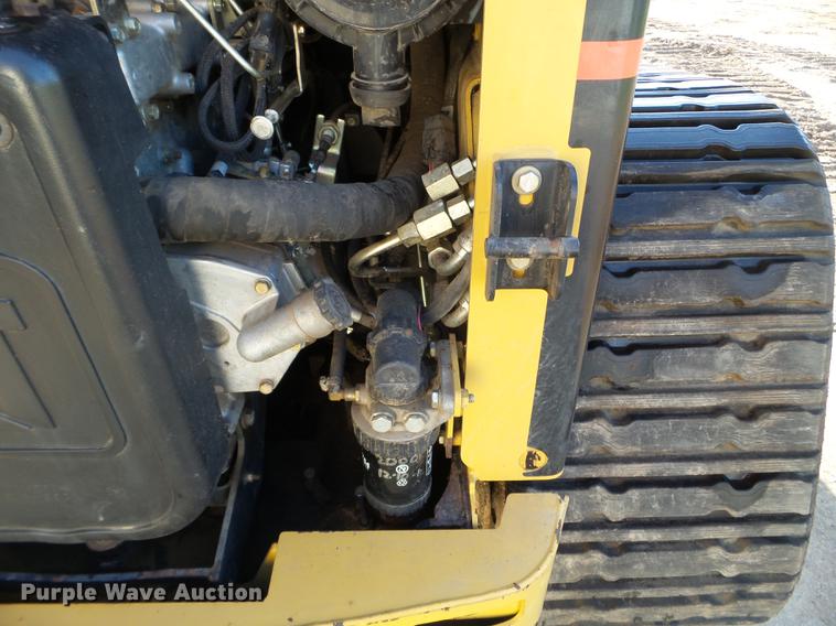 image for item DC4612 2005 Caterpillar 277B skid steer