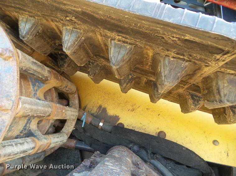 image for item DC4612 2005 Caterpillar 277B skid steer