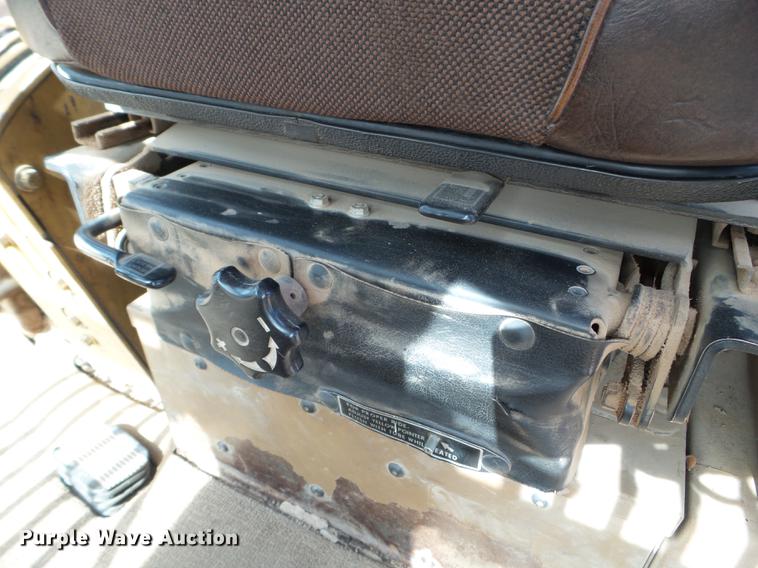 image for item DC4613 1989 Caterpillar 140G motor grader