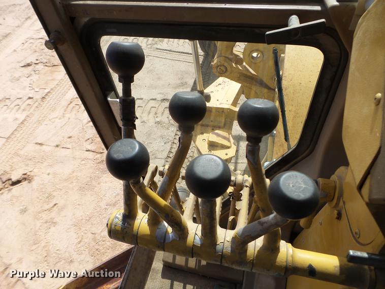 image for item DC4613 1989 Caterpillar 140G motor grader