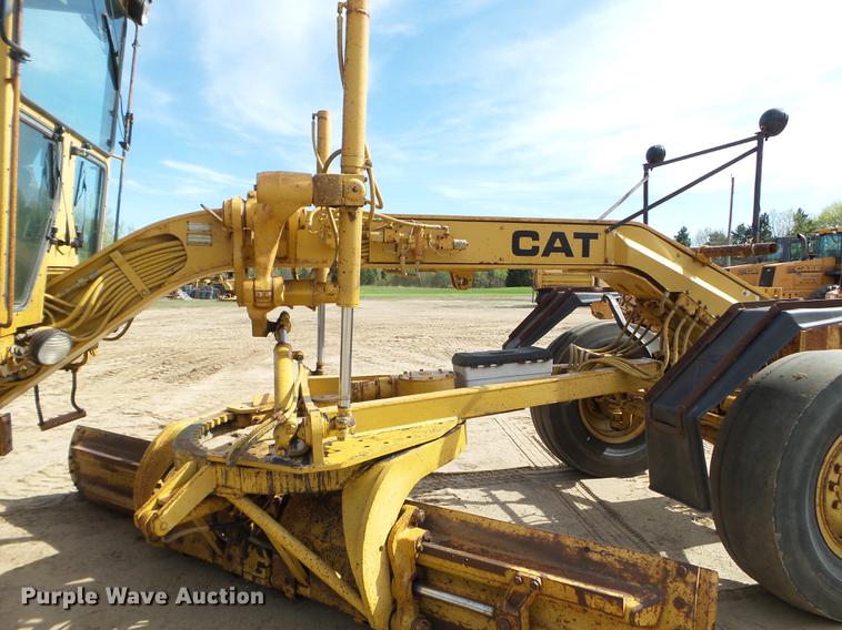 image for item DC4613 1989 Caterpillar 140G motor grader