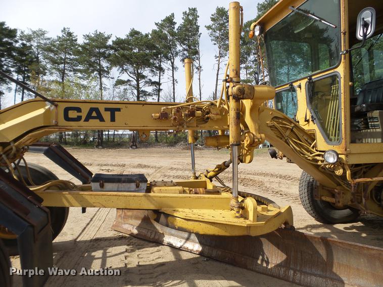 image for item DC4613 1989 Caterpillar 140G motor grader