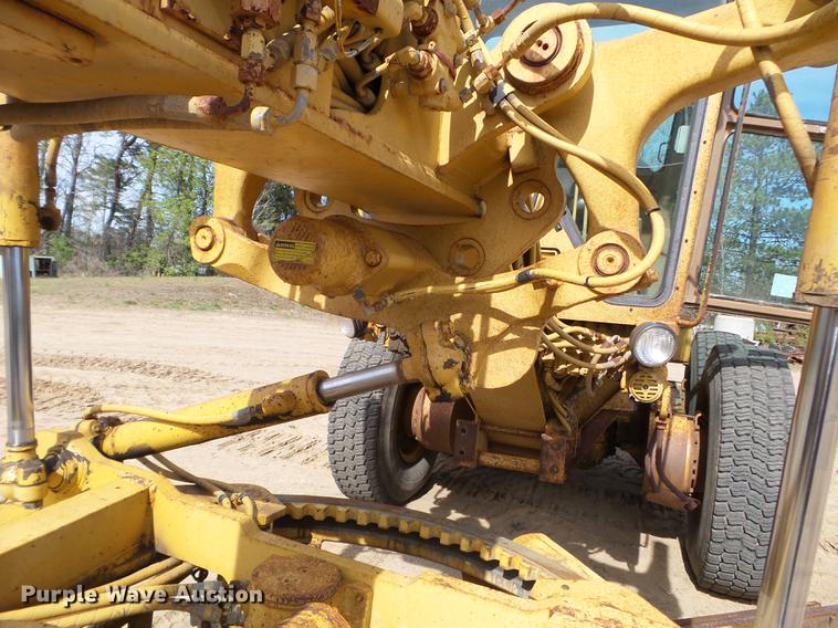 image for item DC4613 1989 Caterpillar 140G motor grader