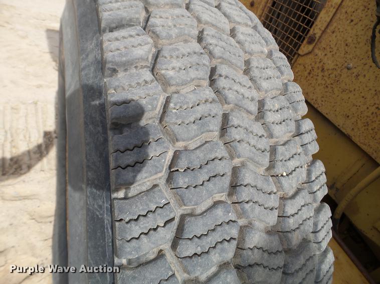 image for item DC4613 1989 Caterpillar 140G motor grader