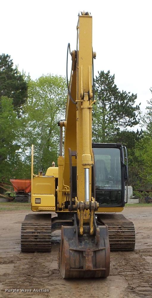 image for item DC4614 2004 John Deere 120C excavator