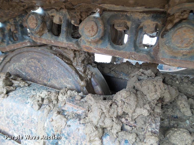 image for item DC4614 2004 John Deere 120C excavator