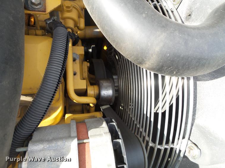 image for item DC4615 2008 John Deere 120C excavator