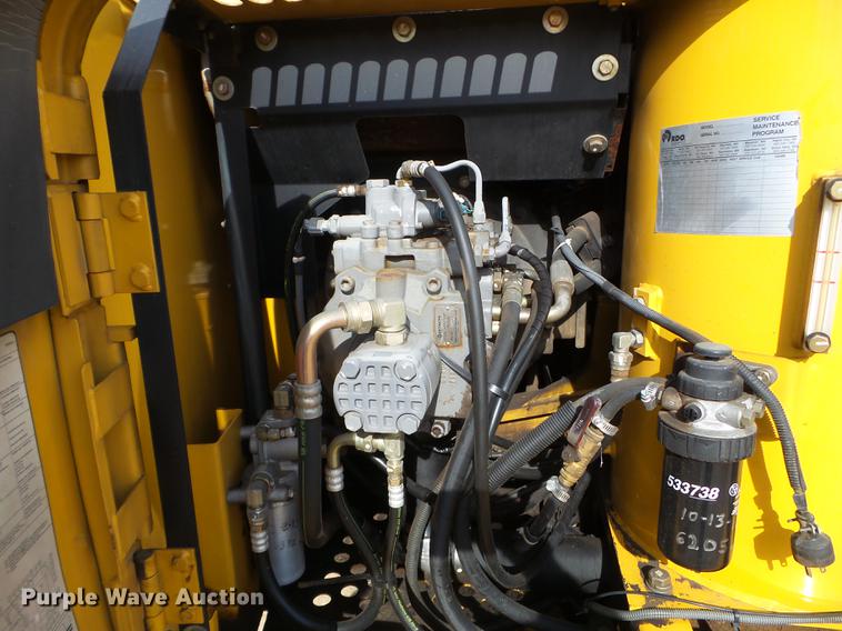 image for item DC4615 2008 John Deere 120C excavator