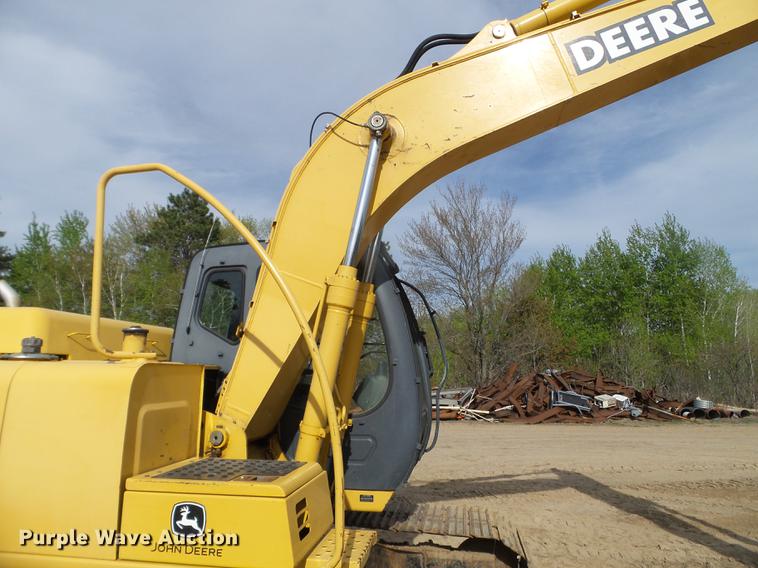image for item DC4615 2008 John Deere 120C excavator