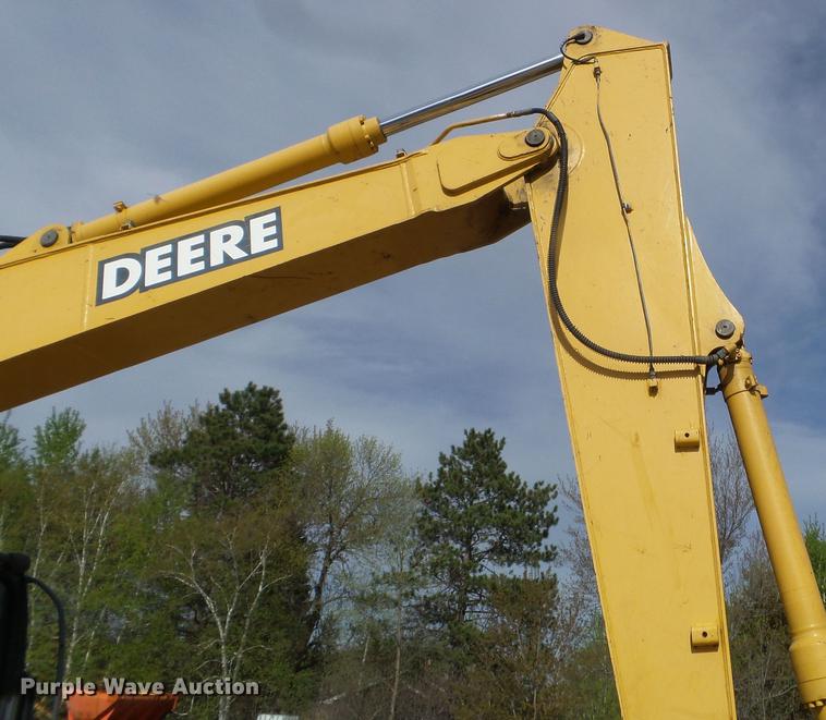 image for item DC4615 2008 John Deere 120C excavator