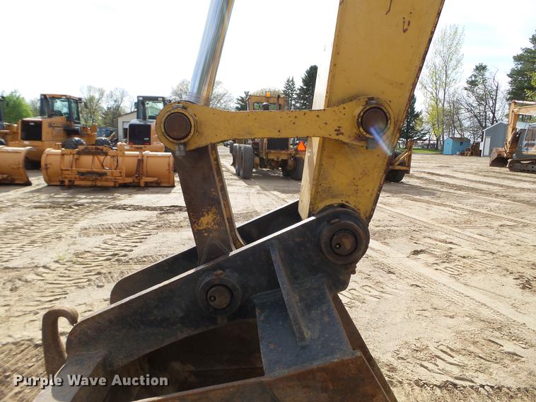 image for item DC4615 2008 John Deere 120C excavator