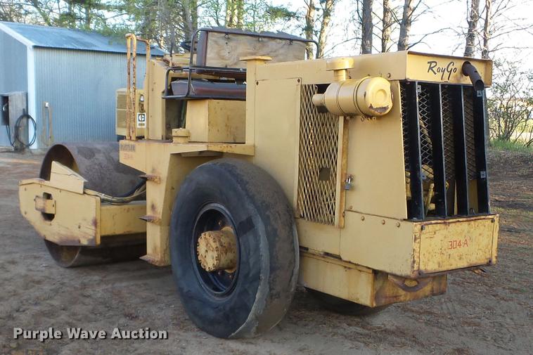 image for item DC4617 Raygo Rustler single drum vibratory roller