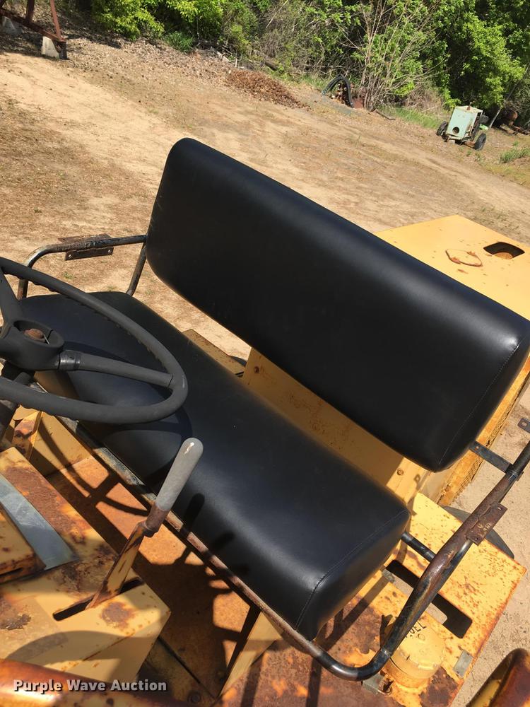 image for item DC4617 Raygo Rustler single drum vibratory roller