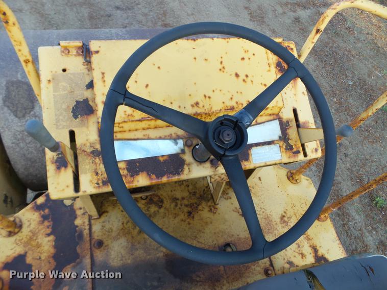 image for item DC4617 Raygo Rustler single drum vibratory roller