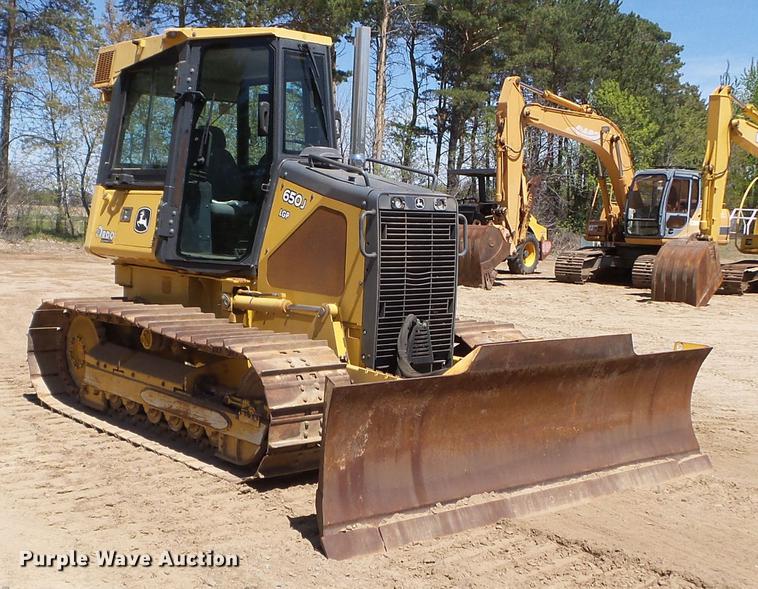 image for item DC4618 2006 John Deere 650J LGP dozer