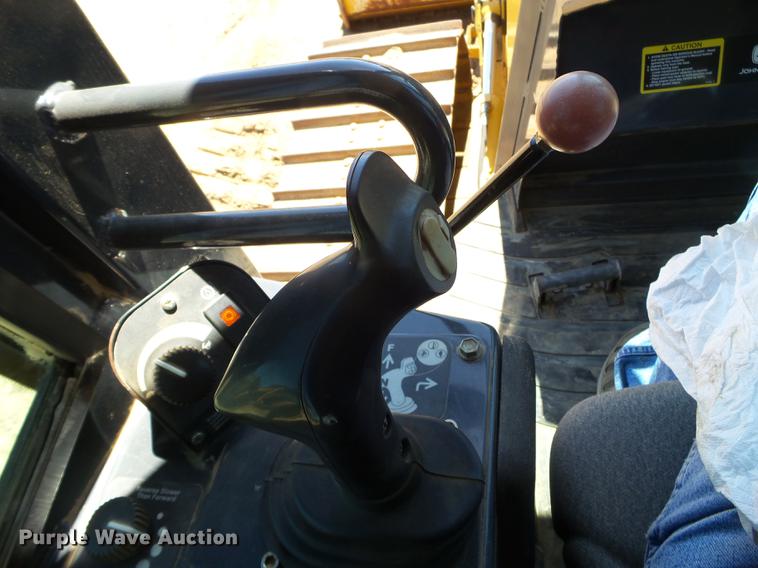 image for item DC4618 2006 John Deere 650J LGP dozer