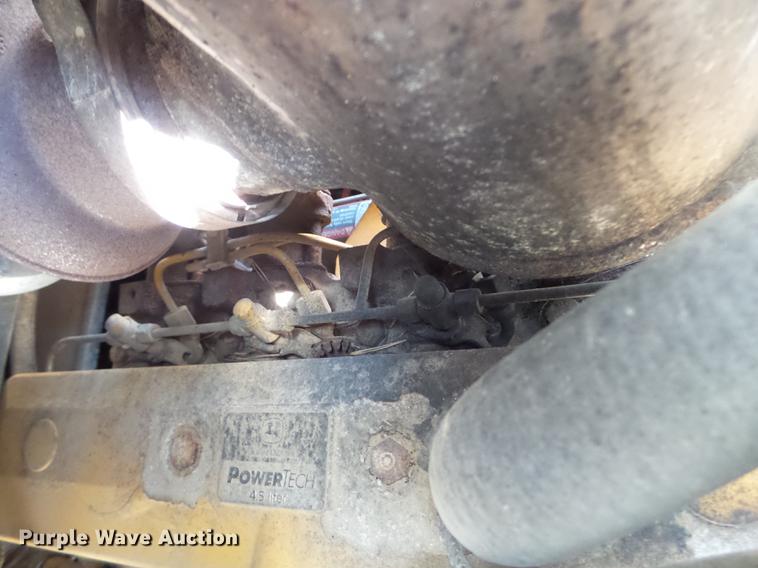 image for item DC4618 2006 John Deere 650J LGP dozer