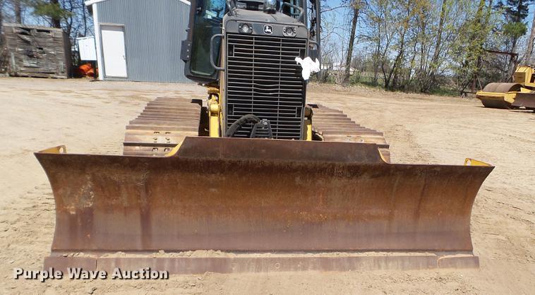 image for item DC4618 2006 John Deere 650J LGP dozer