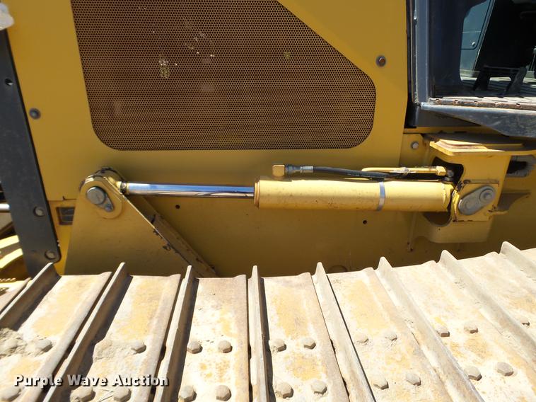 image for item DC4618 2006 John Deere 650J LGP dozer