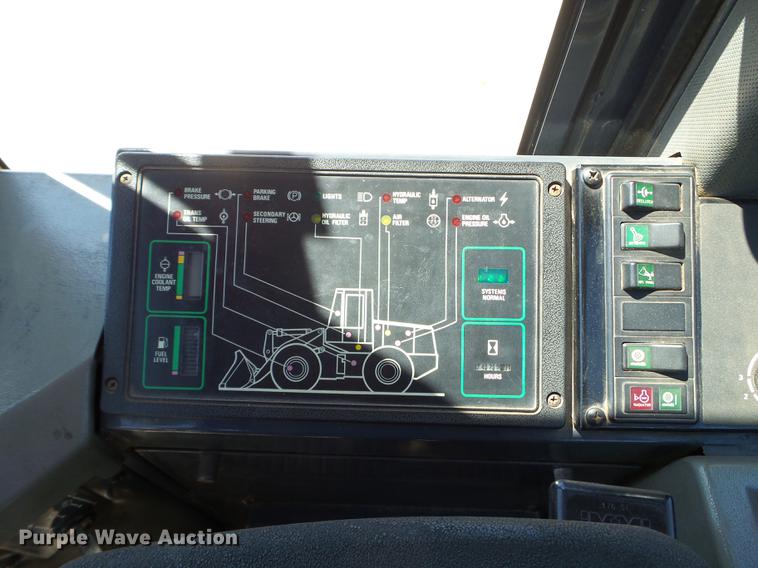 image for item DC4619 1996 Case 621B wheel loader