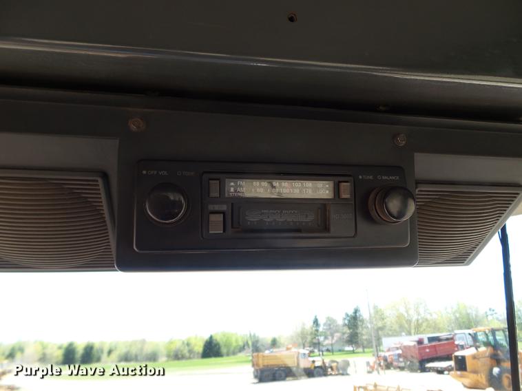 image for item DC4619 1996 Case 621B wheel loader