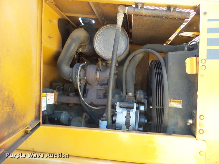 image for item DC4619 1996 Case 621B wheel loader