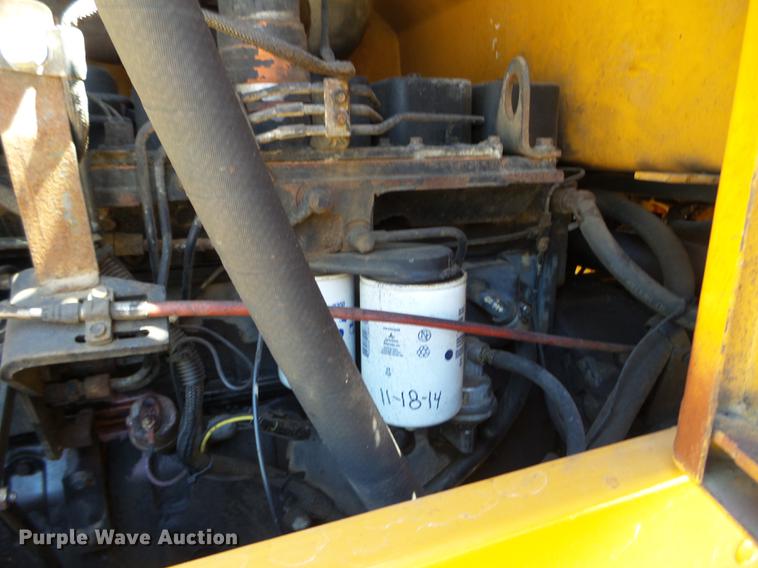 image for item DC4619 1996 Case 621B wheel loader