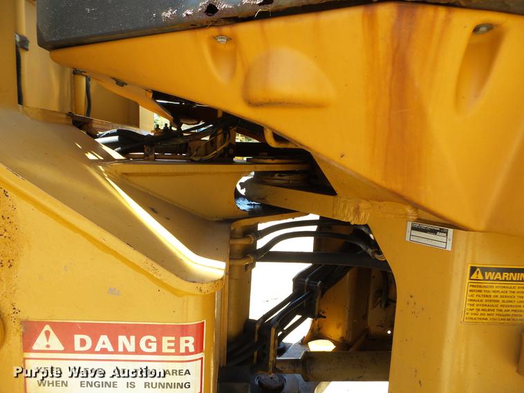 image for item DC4619 1996 Case 621B wheel loader