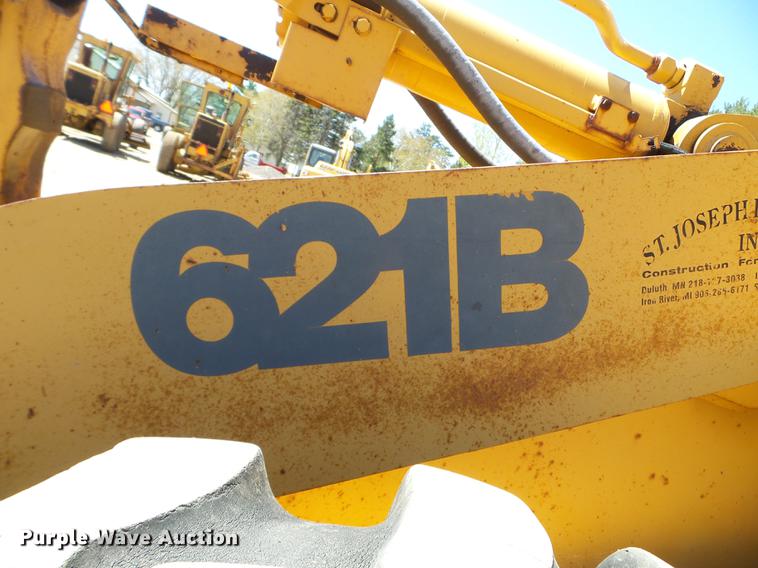 image for item DC4619 1996 Case 621B wheel loader