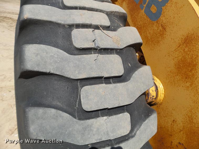 image for item DC4619 1996 Case 621B wheel loader