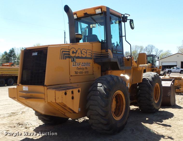 image for item DC4620 2001 Case 621C wheel loader