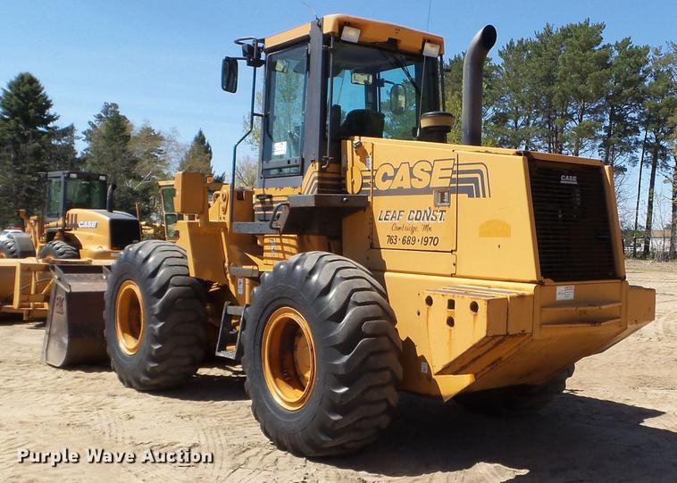 image for item DC4620 2001 Case 621C wheel loader