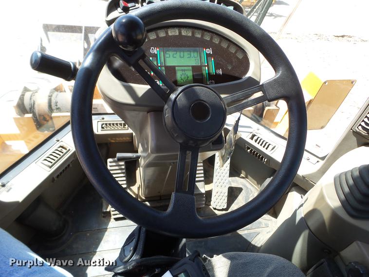 image for item DC4620 2001 Case 621C wheel loader