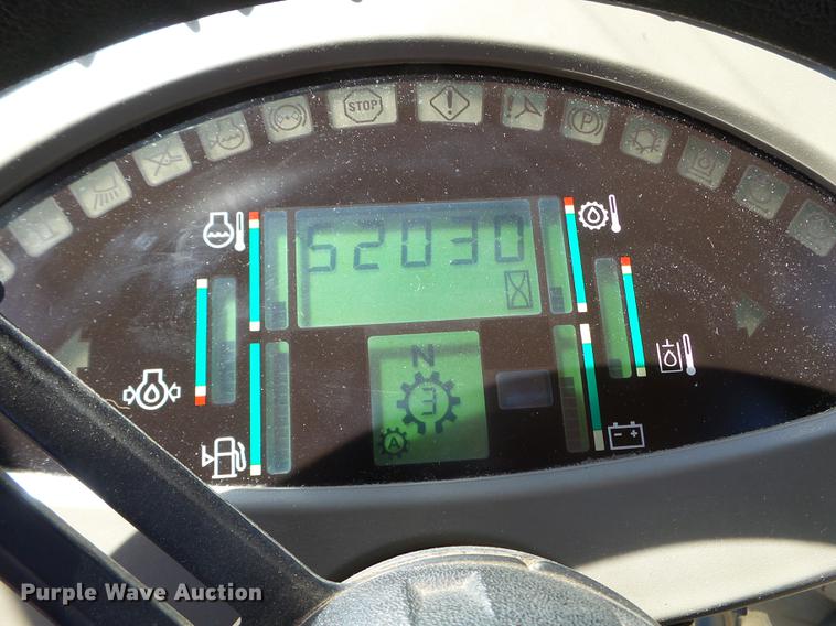 image for item DC4620 2001 Case 621C wheel loader