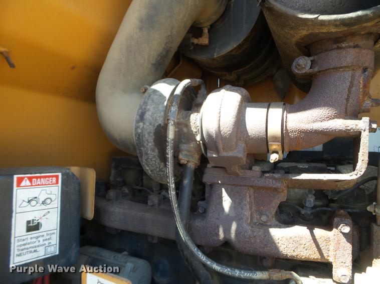 image for item DC4620 2001 Case 621C wheel loader