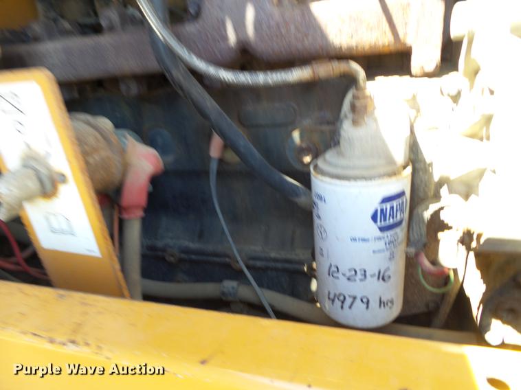 image for item DC4620 2001 Case 621C wheel loader