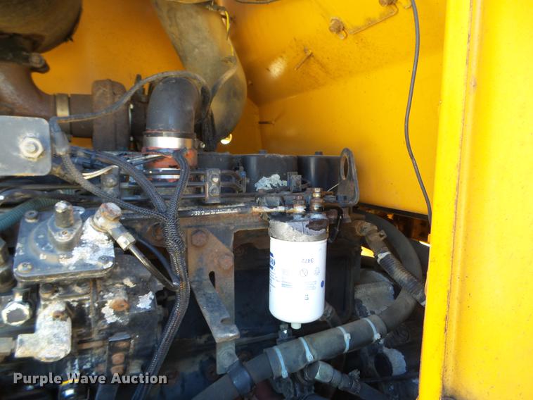 image for item DC4620 2001 Case 621C wheel loader