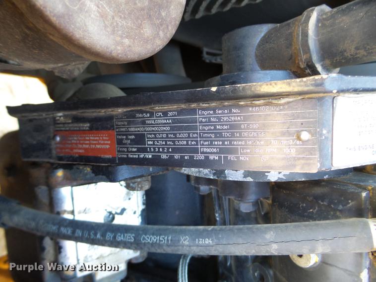 image for item DC4620 2001 Case 621C wheel loader