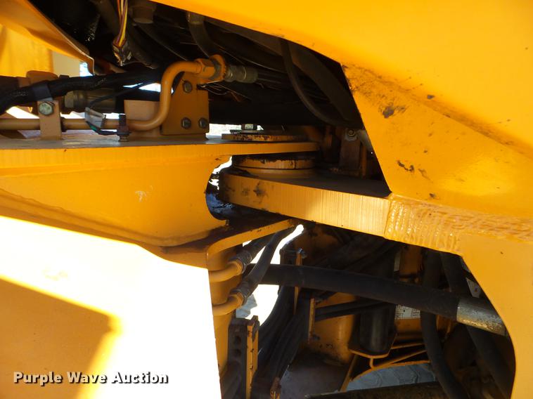 image for item DC4620 2001 Case 621C wheel loader