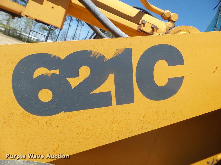 image for item DC4620 2001 Case 621C wheel loader