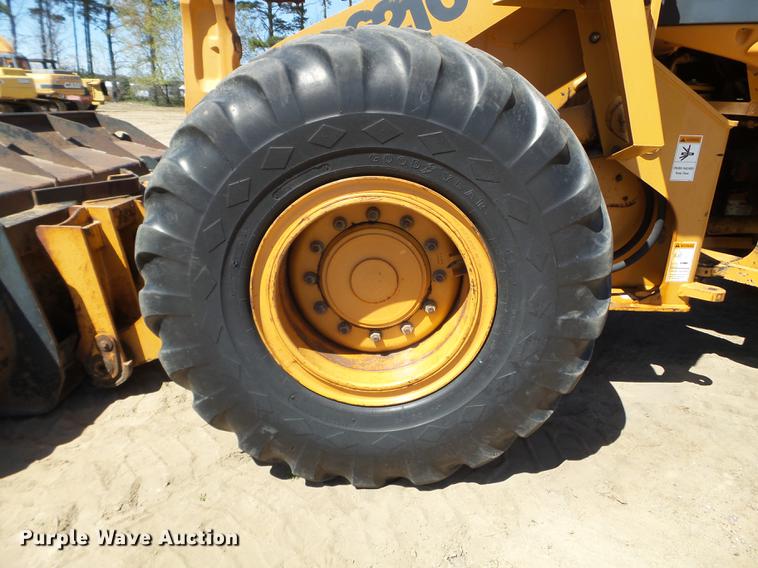 image for item DC4620 2001 Case 621C wheel loader
