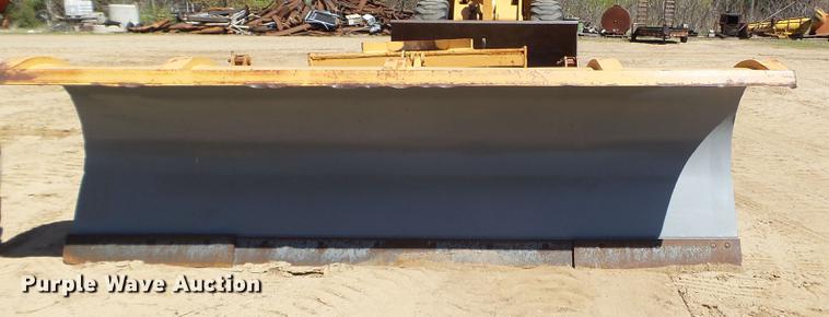 image for item DC4620 2001 Case 621C wheel loader