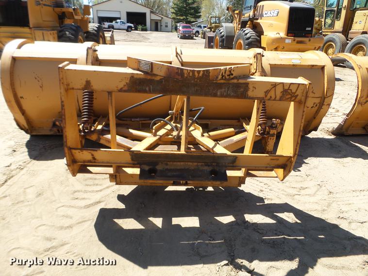 image for item DC4620 2001 Case 621C wheel loader