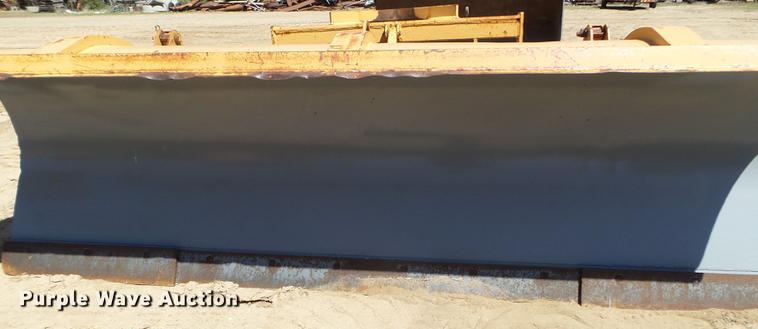 image for item DC4620 2001 Case 621C wheel loader