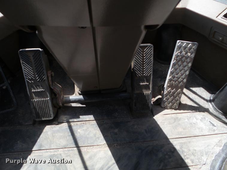 image for item DC4621 2006 Case 621D wheel loader