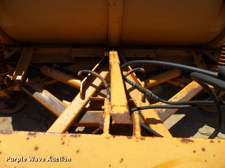 image for item DC4621 2006 Case 621D wheel loader